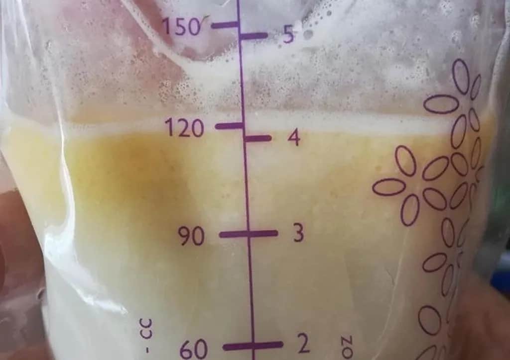 Jakie kolory ma mleko z piersi? Co oznaczają różne odcienie?