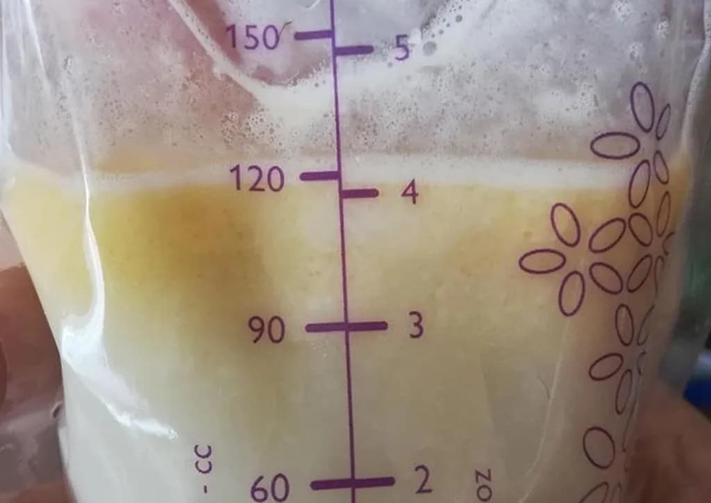 Jakie kolory ma mleko z piersi? Co oznaczają różne odcienie?