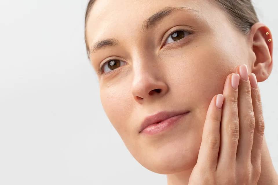 Jak poprawić urodę w naturalny sposób i cieszyć się piękną skórą