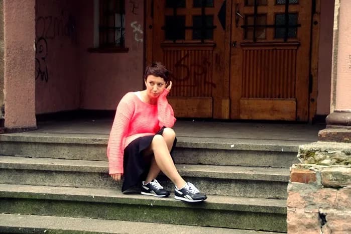 Nienachalna uroda znaczenie: Jak naturalność wpływa na nasze postrzeganie piękna